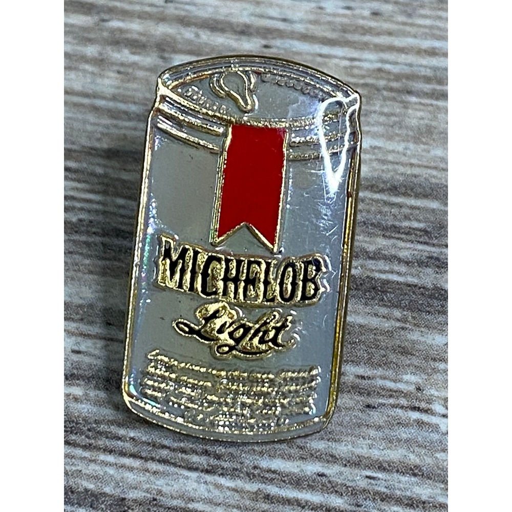 Vintage‎ Michelob Light Beer Can Enamel Pin Silver Gold Red Retro Breweriana Pin